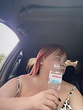 ladydreams11 - LadyDreams11's free webcam - UK Sex Cams