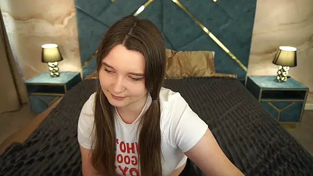 MagicPeachh_ webcam
