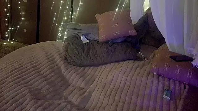 VelvetBrunetteXo webcam