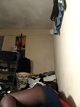 Emmashir1 webcam