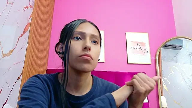 yourcuteneighbourr