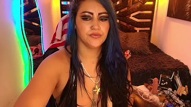 scarleth_blue (F young) - plug anal+oil+spank🍌🍓🍑👀