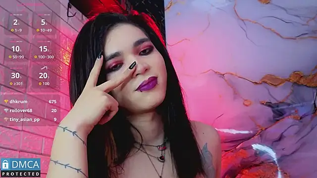 MaeveKuro Live Web Cam Show