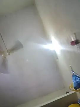 bong_puspa - Bong_Puspa's free webcam - UK Sex Cams