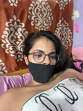 sandhya_77 (F young) - Lovesense