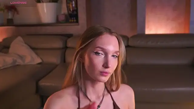 YvetteMilbrett live webcam