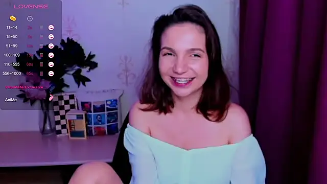 KindHazelHere_ webcam