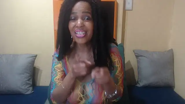 AssSeductress43 webcam
