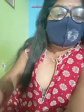sexxyrenukaa webcam