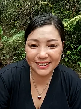 sary-hot2x webcam