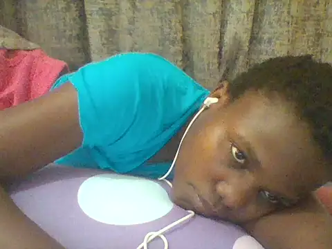 tina_2030 webcam