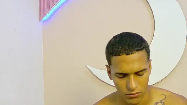 lucas837481