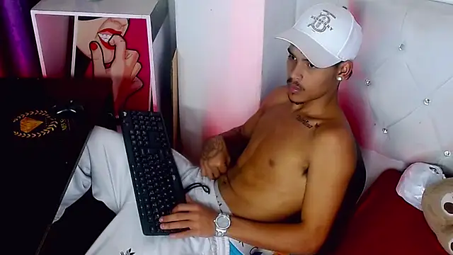 Angel_foxc13 live sex cam