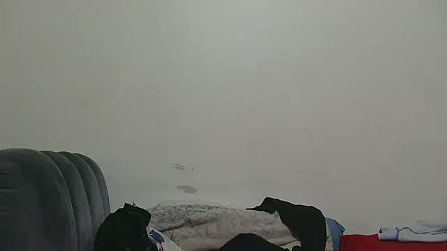 sluttylaura21 webcam