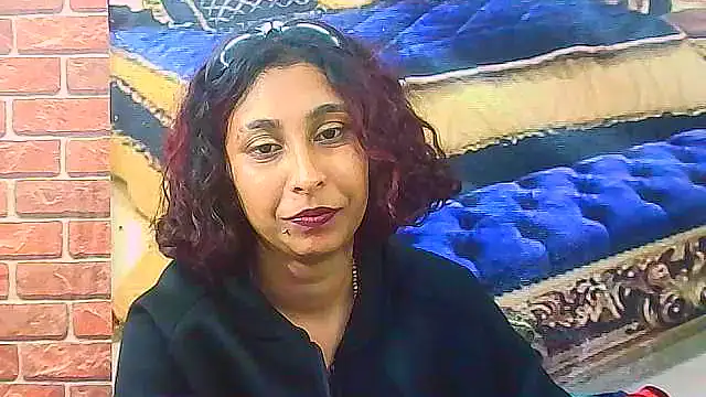 IndianSexyButt webcam
