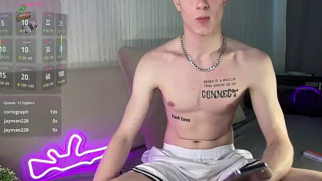 Travis_Gracile webcam