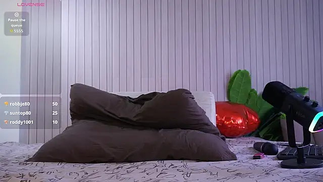 Velvet_Eyes webcam