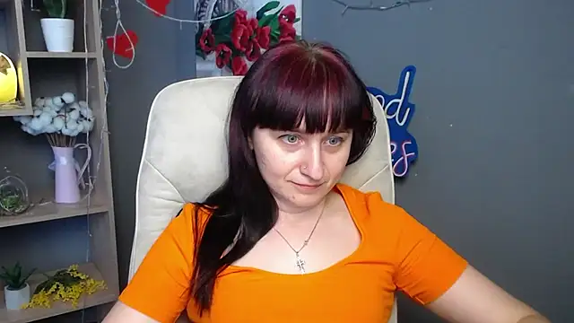 NinaFlawlees webcam
