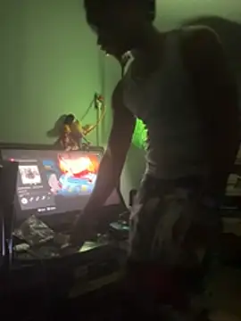 MIGHTYDEMONXXX webcam