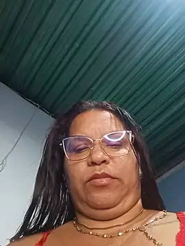 Morenita_Bella_42 webcam