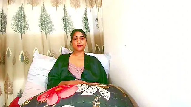 Indian_Erotic69 webcam