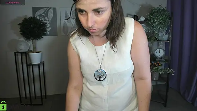 MartaEdams webcam