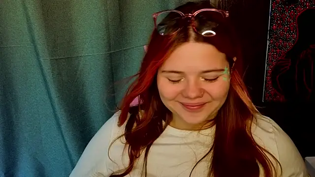 KellyFiery webcam