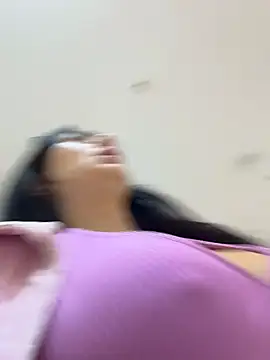 Wet__Bunny Live Web Cam Show