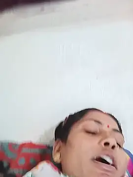Poojaxx56 live cam on StripChat