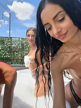 VictoriaLanes live webcam