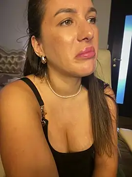 HotXMom_ webcam