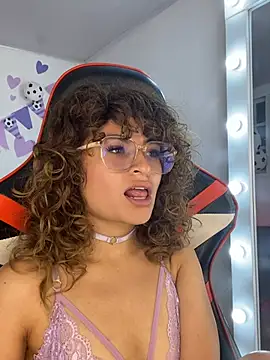 Emily_fiori webcam