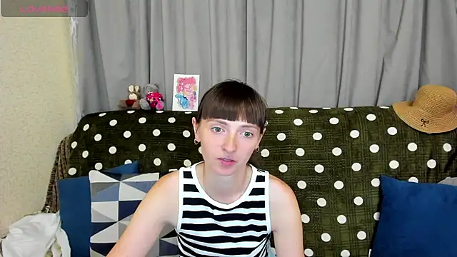 TayanaJons webcam