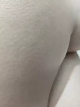 Mina-02 live cam on StripChat