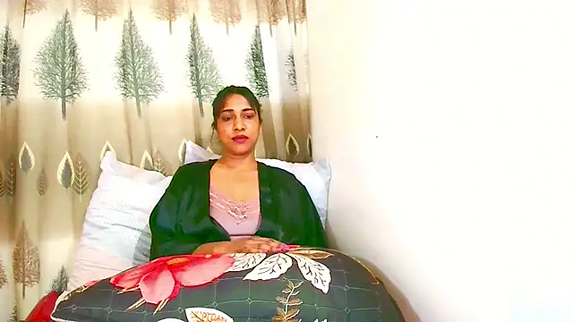 Indian_Erotic69 live cam on StripChat