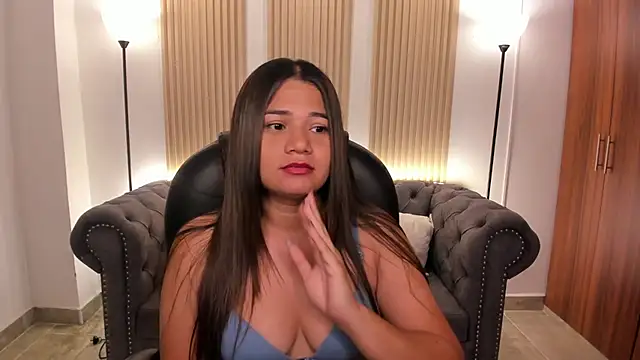 Karliie_kloss_ live cam on StripChat