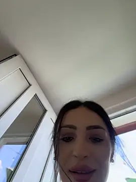 VictoriaLanes live cam on StripChat