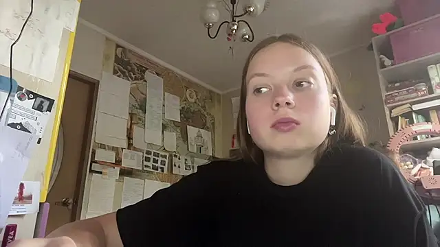 Aileyn live cam on StripChat