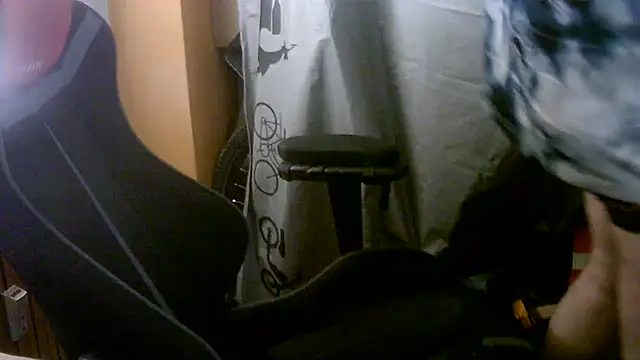 porkorossy live cam on StripChat