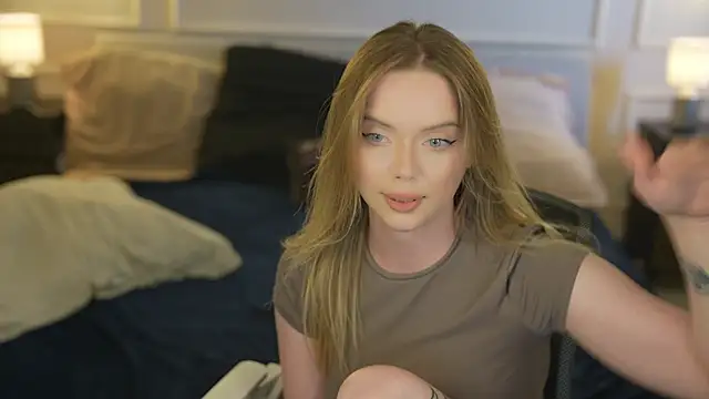 Cassy-Celestial_ webcam