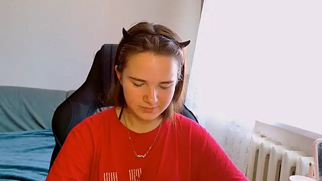 May_Bloom live cam on StripChat