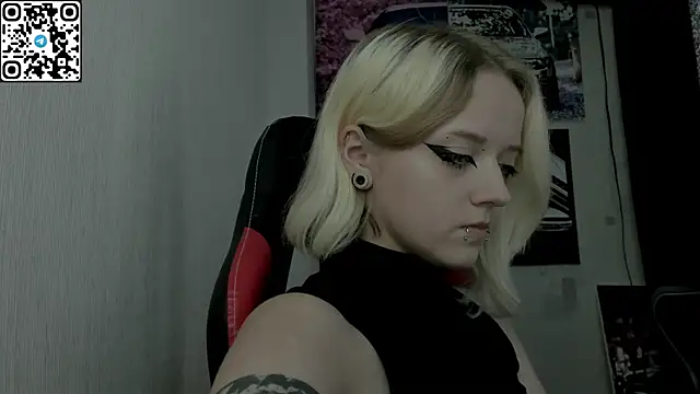 Holy_Mistress_S webcam