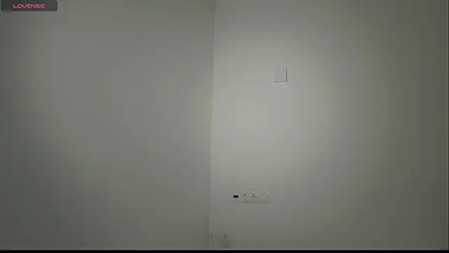 LunaKirby webcam