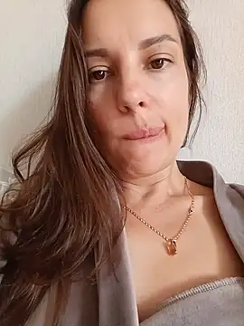She-Moon live cam on StripChat