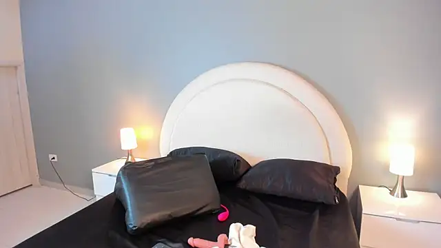 zoepinkett webcam