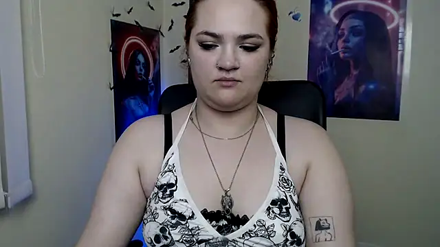 RinaRiii live cam on StripChat