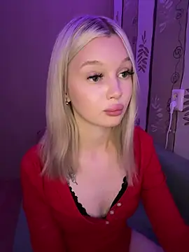 Velvet_Doll_ live cam on StripChat