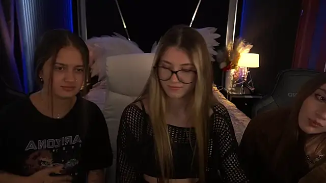 Dark_Brii webcam