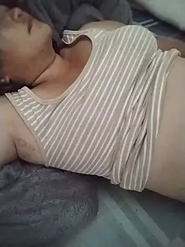 Vy-vi live cam on StripChat