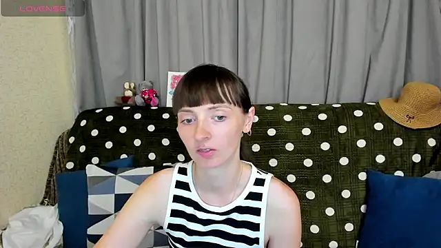 TayanaJons live cam on StripChat